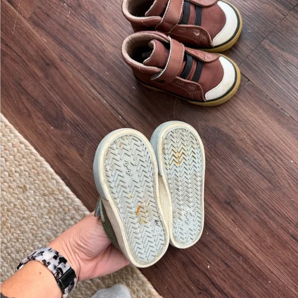 See Kai Run Kids Sneakers - Brown and Green - Picture 2 of 3